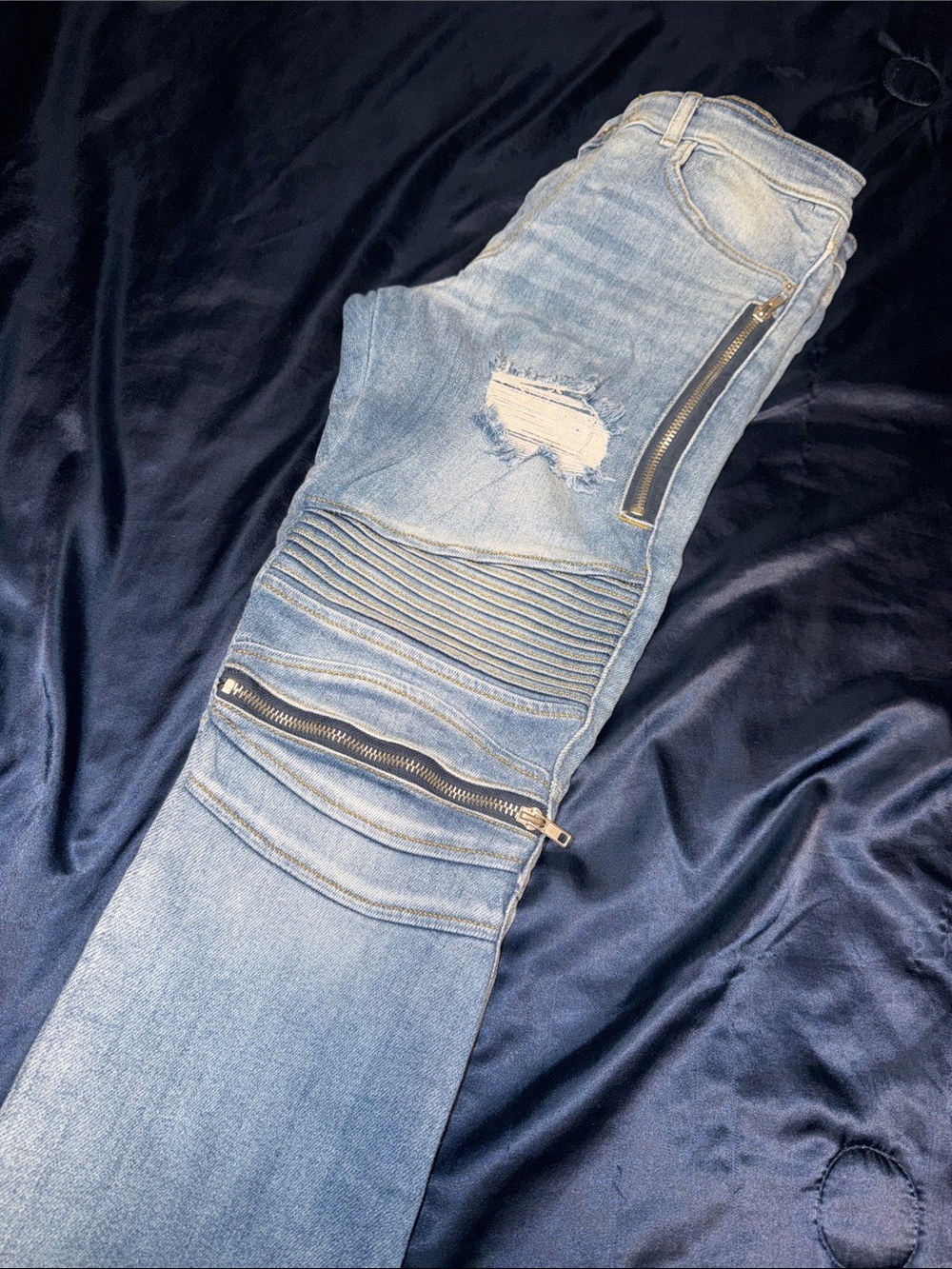Men’s Forever 21 Light Blue Slim Moto Jeans with Zipper Accents